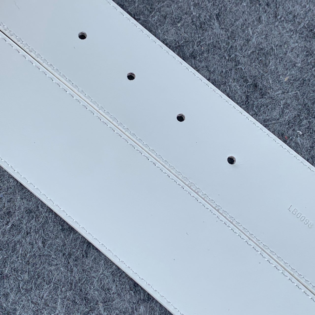 LV Shape 40mm Reversible Belt 'Prism'