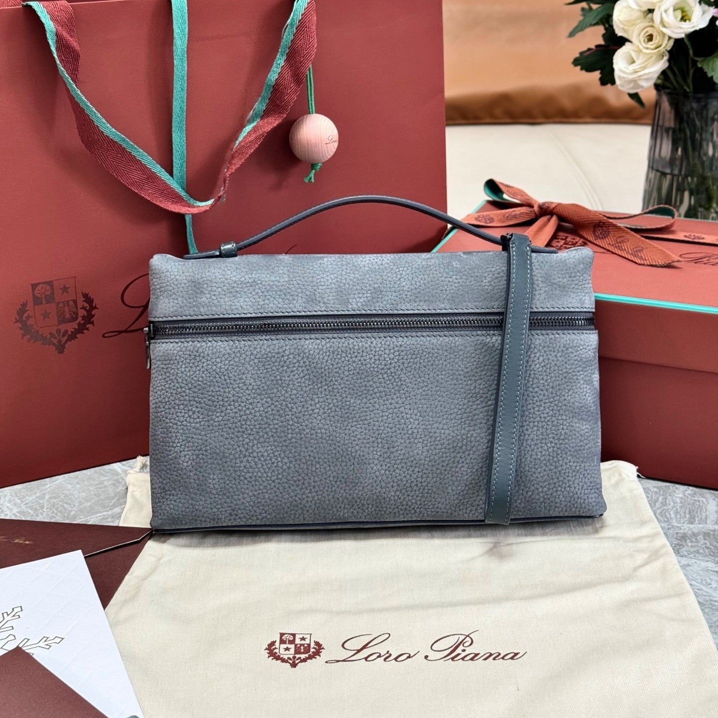 LP Extra Pouch Men's L29 Grey Cowhide 282260
