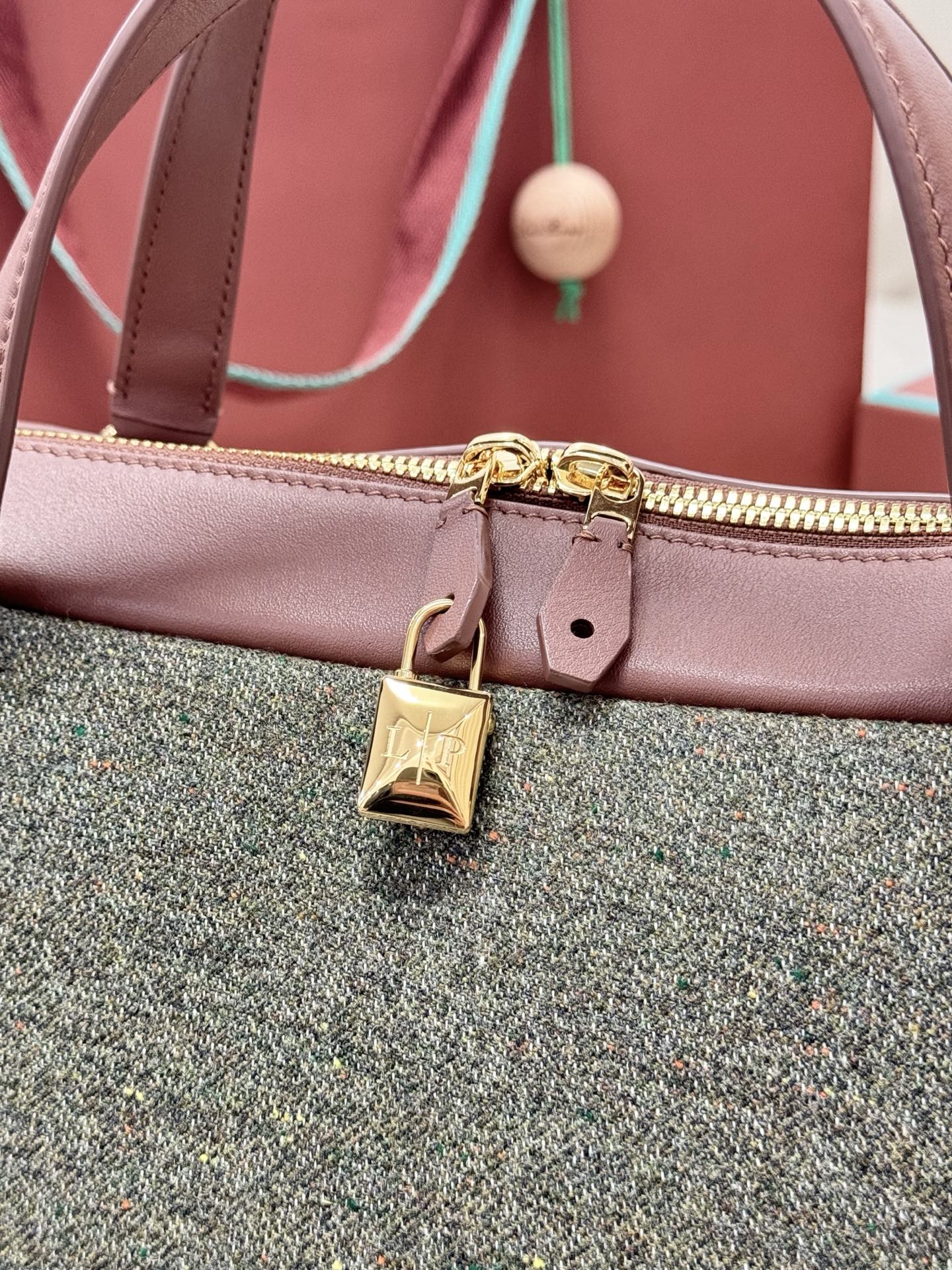 LP Needle Handbag 40.5 Muted Pink Tweed Calfskin 282253