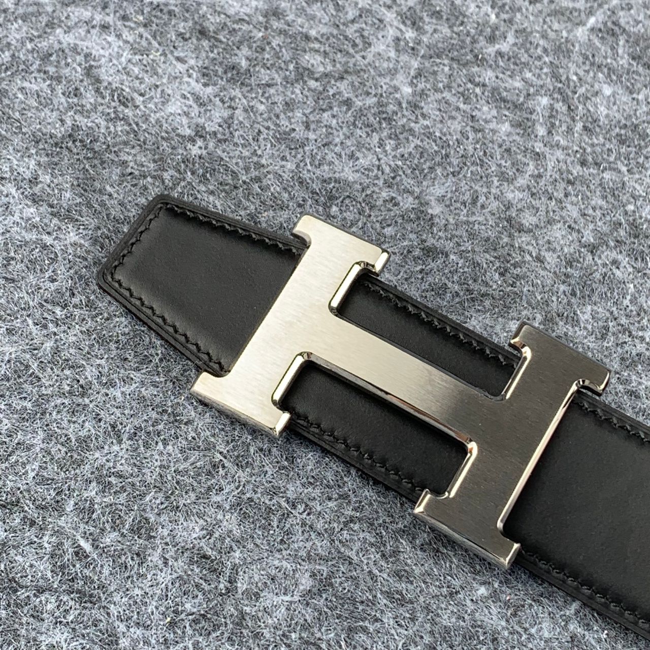H Constance  Leather Reversible Belt 'Noir/Silver'