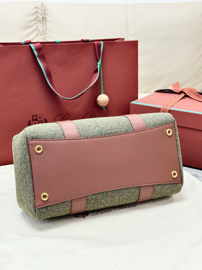 LP Loom L32 Muted Pink Cashmere Calfskin 282239