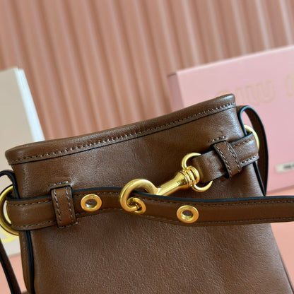 Miu 5NR461 Pouch Brown Cowhide 285381