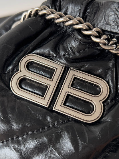CRUSH TOTE BAG 20 IN BLACK QUILTED CALFSKIN SILVER HARDWARE