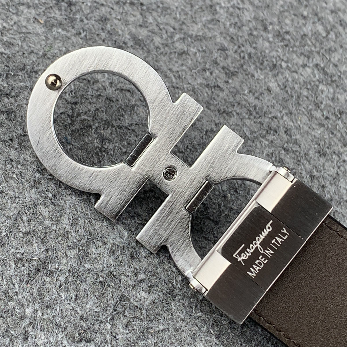 Ferragamo Gancini Leather Belt 'Black'