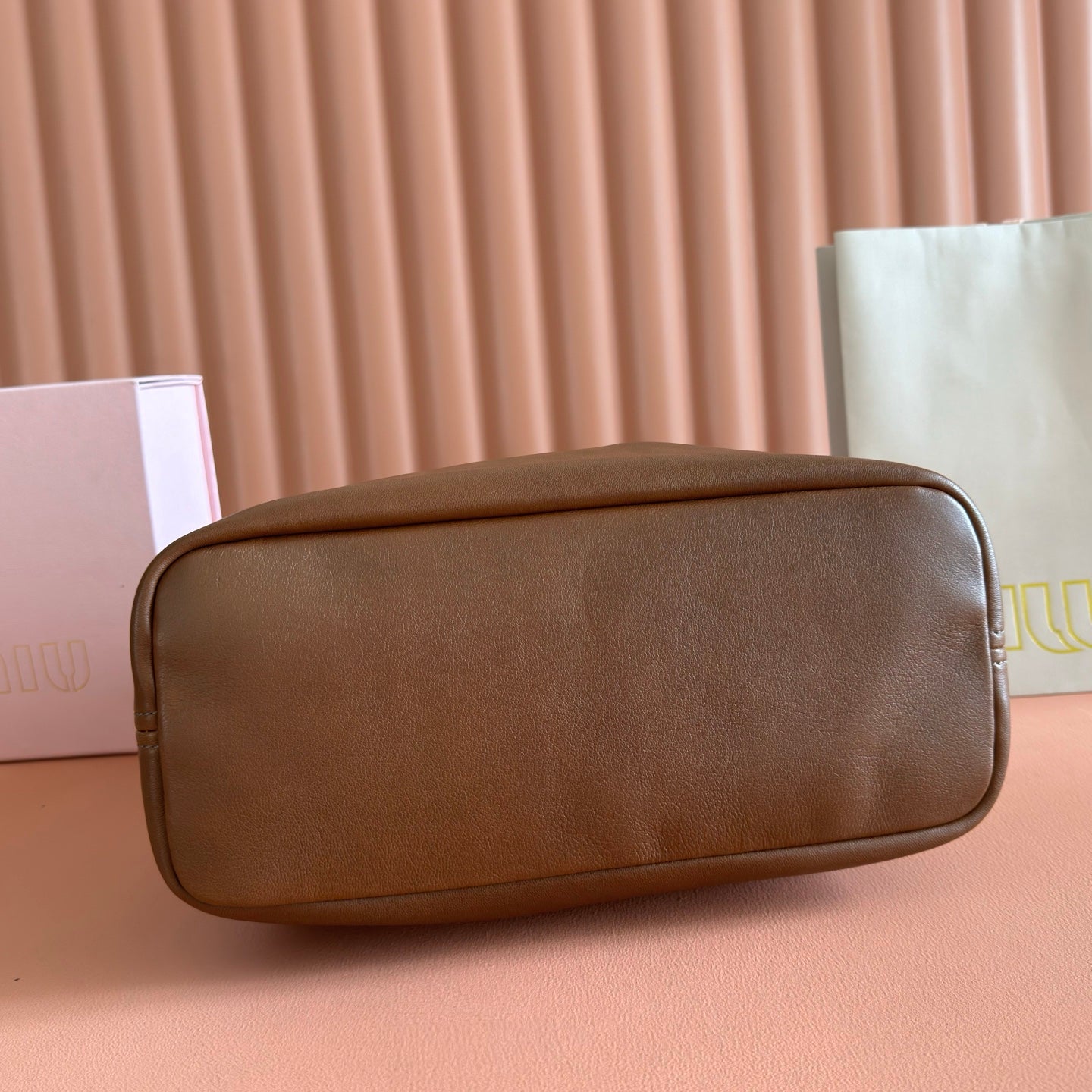 Miu 5BE101 Pouch Brown Cowhide 285393