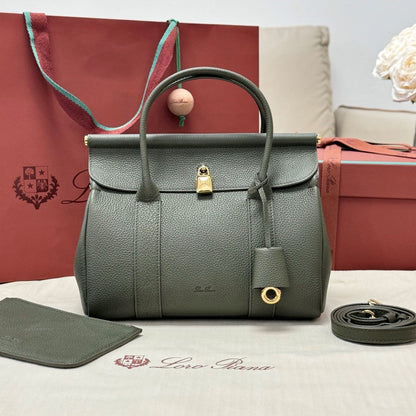 LP Loom L25 Ribbon Green Calfskin 282202