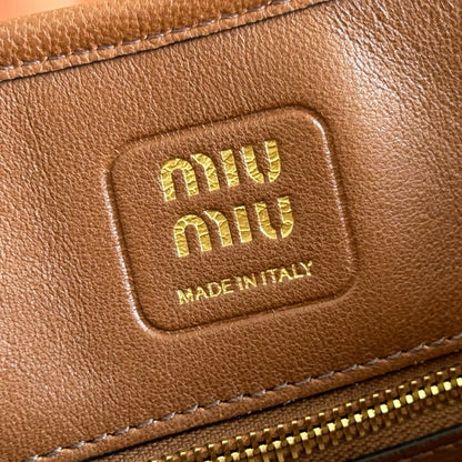 Miu 5BE101 Pouch Brown Cowhide 285393