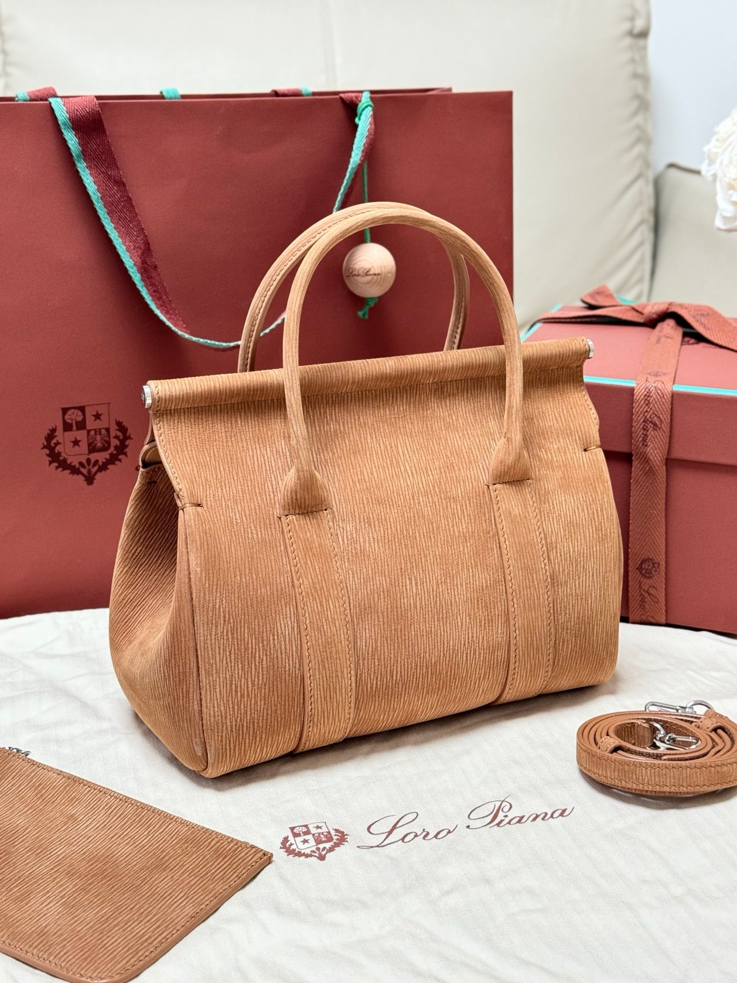 LP Loom L25 Light Brown Ripple Suede 282192