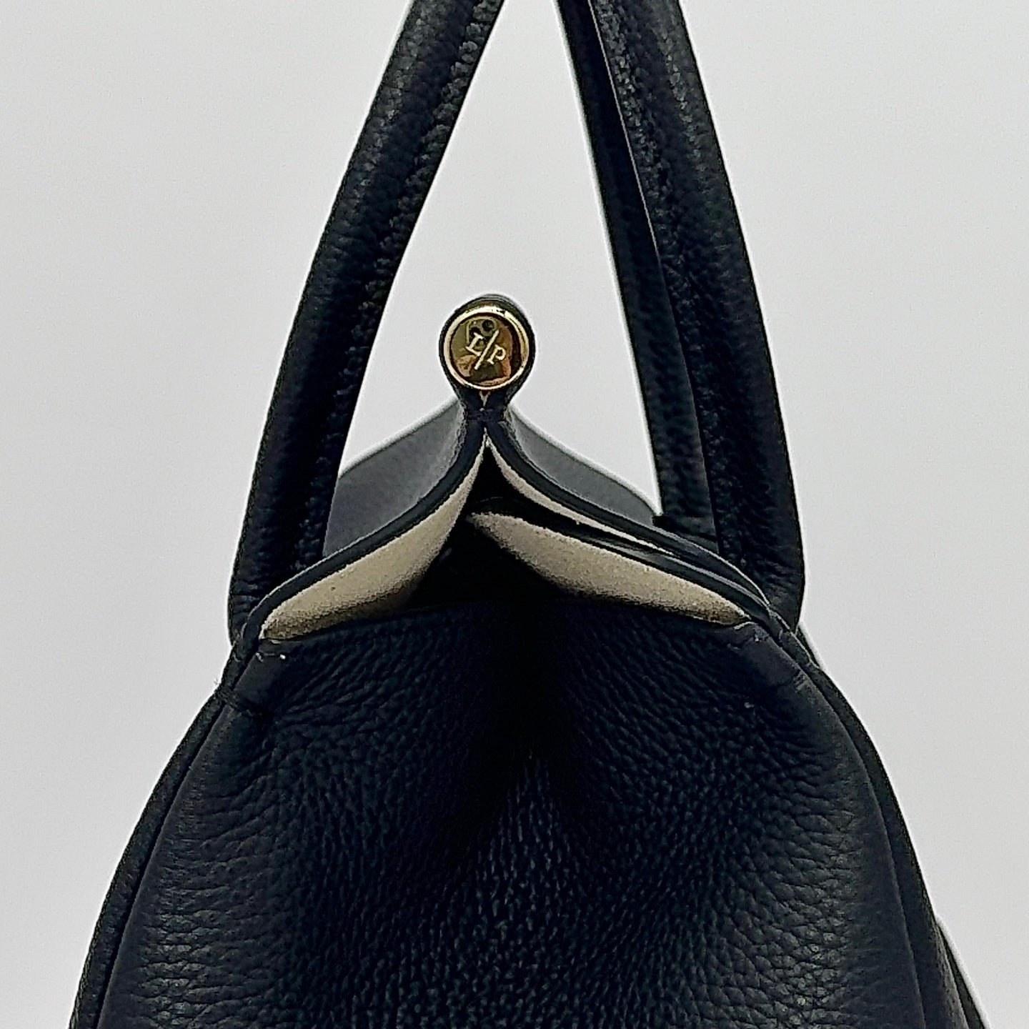 LP Loom L25  Black Lychee Pattern Calfskin 282182
