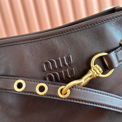 Miu 5BE101 Pouch Coffee Cowhide 285392