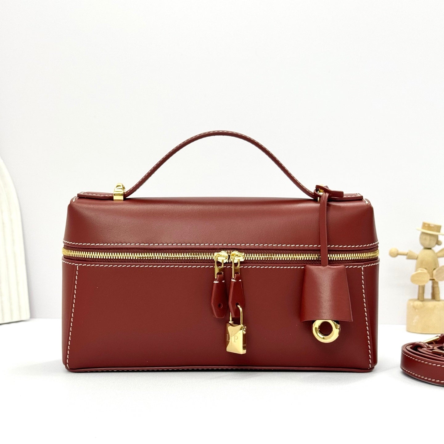LP Extra Pouch L23 Burgundy  Smooth Calfskin 282131