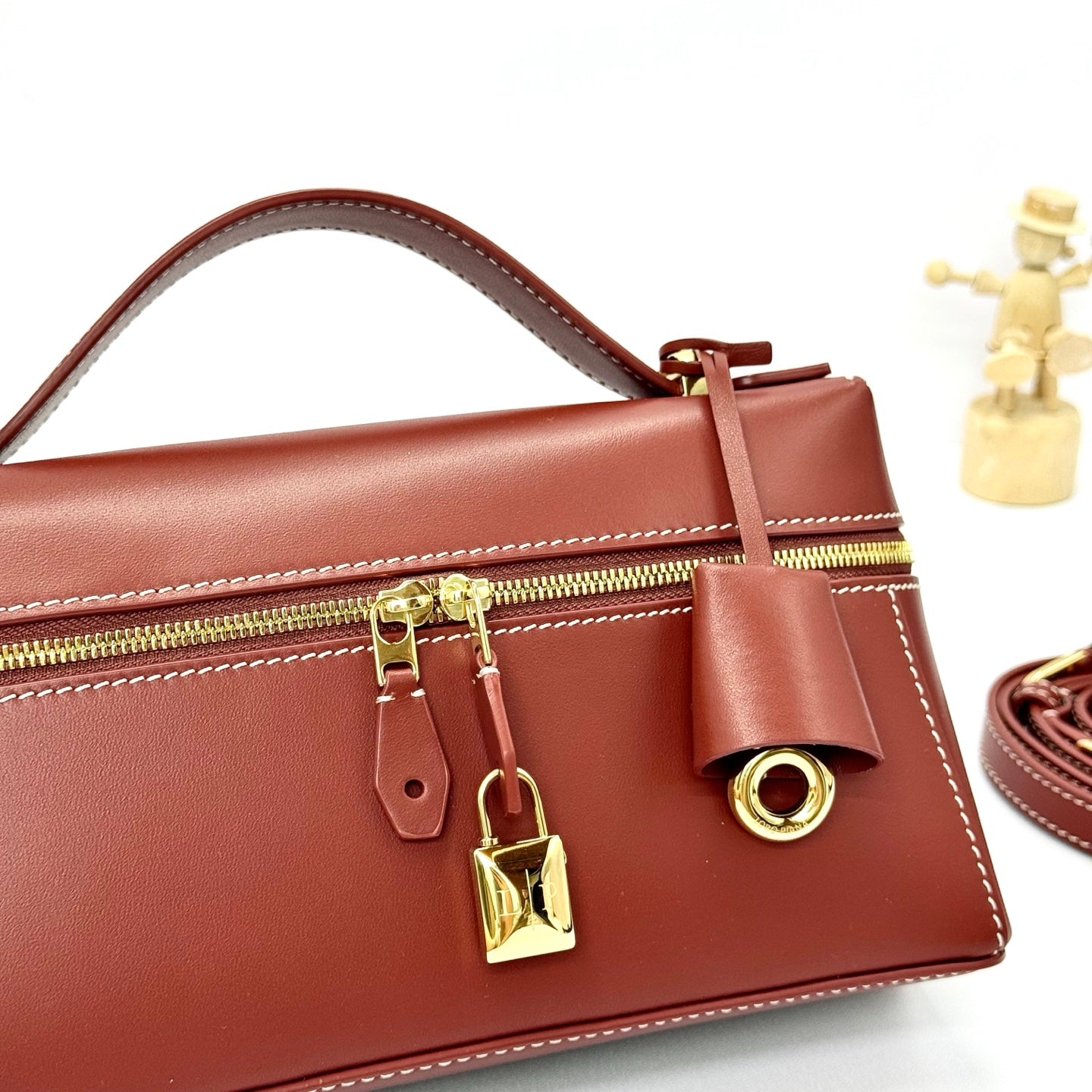 LP Extra Pouch L23 Burgundy  Smooth Calfskin 282131