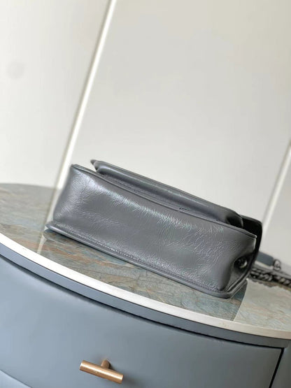 Niki Baby Shoulder Bag 28cm Dark Grey Glossy Leather 286060