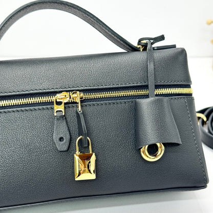 LP Extra Pouch L23 Black Calfskin 282120
