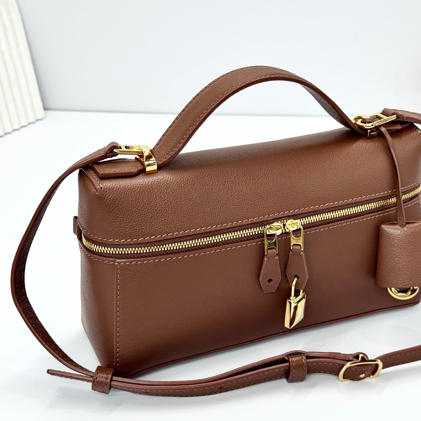 LP Extra Pouch L23 Brown Calfskin 282117