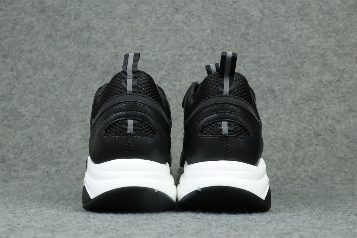 Dior B22 'Black White'