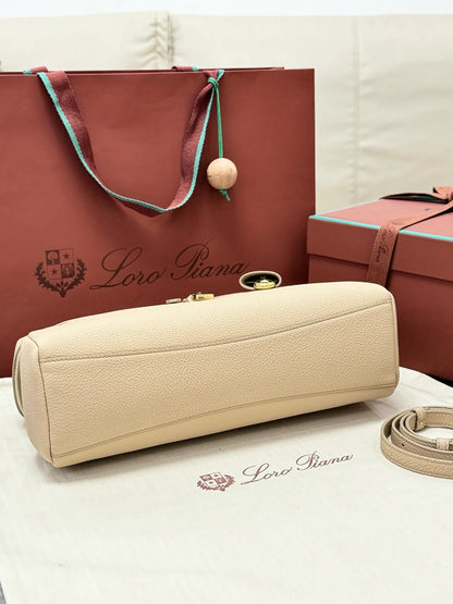 LP 2026 Extra Softy Bag L33 Beige /Sun Gold Grained Calfskin