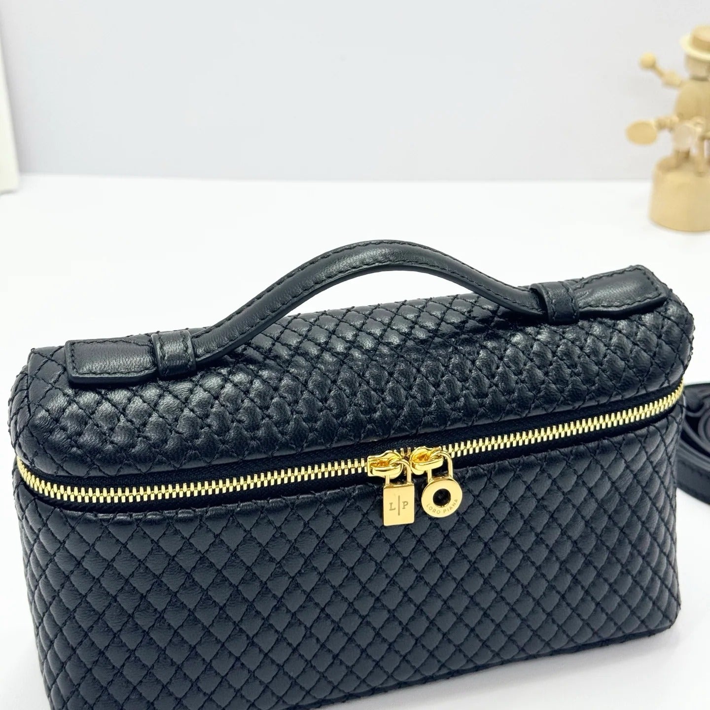 LP 2026 Extra Pocket L19 Black /Sun Gold Lambskin