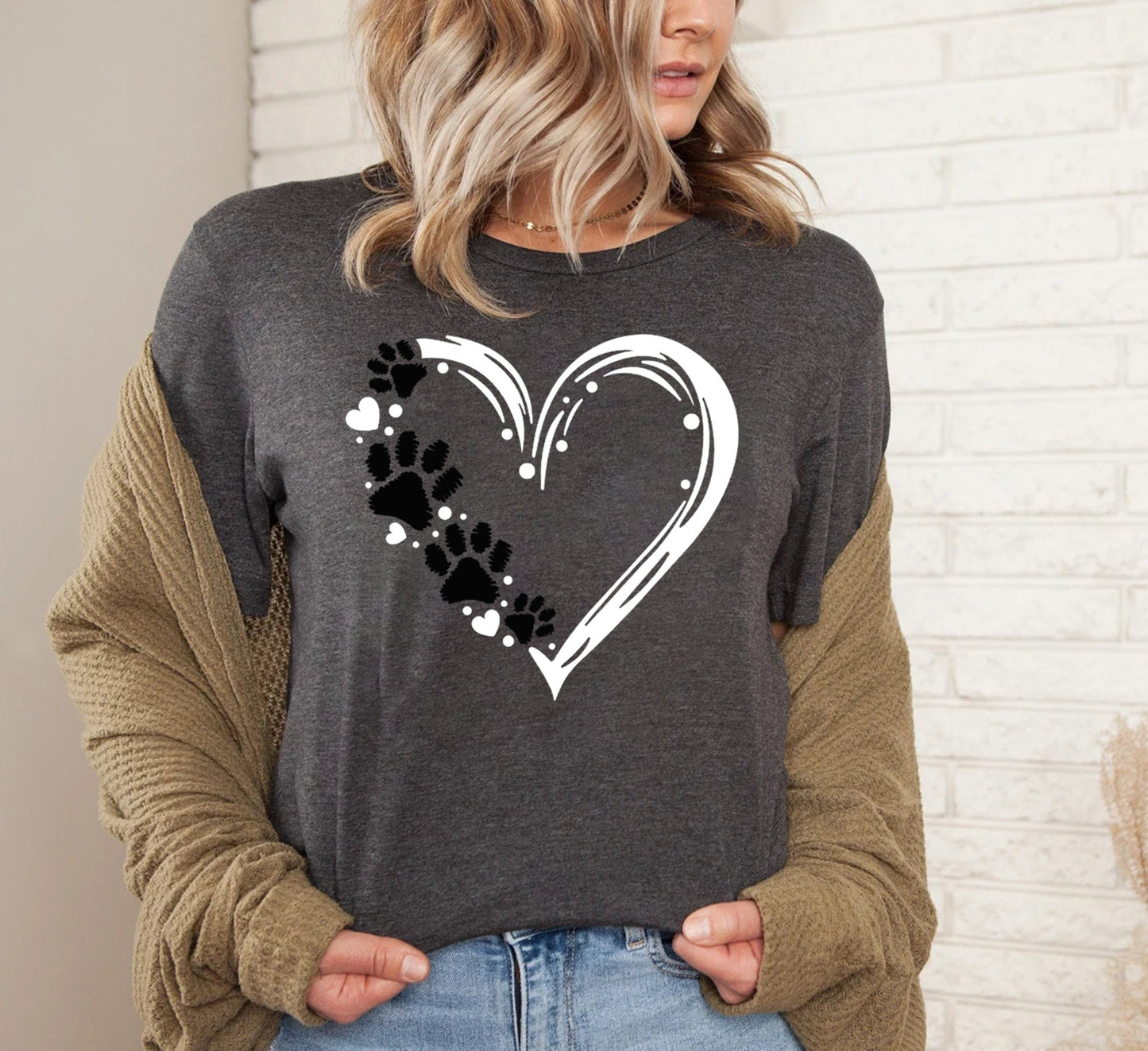 Paw Heart Tshirt, Pet Lover Shirts, Animal Lover Gift, Paw Love Shirt, Paw Print Shirt, Cat Lover Gift Women, Dog Lover Gift Shirt for Women