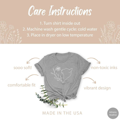 Cat Shirt for Women, Cat Lover T-Shirt for Cat Mom Gift, Cat Lover Gift for Her, Cat Gift for Cat Mom Tshirt Cute Floral Cat Gift for Women