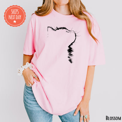 Cat Shirt - Cat Silhouette Tshirt - Cat Mom Tee - Gift For Cat Owner - Cat Lover Shirt - Cat Dad - Minimalist Cat Shirt - Cat Parents Gift